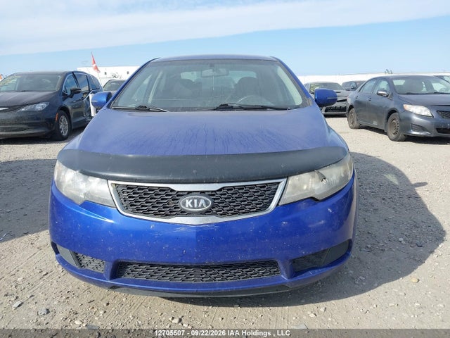2011 Kia Forte 2.0l Ex მანქანა იყიდება აუქციონზე, vin: KNAFU4A23B5320082, აუქციონის ნომერი: 12705507