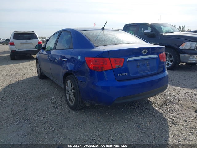 2011 Kia Forte 2.0l Ex მანქანა იყიდება აუქციონზე, vin: KNAFU4A23B5320082, აუქციონის ნომერი: 12705507