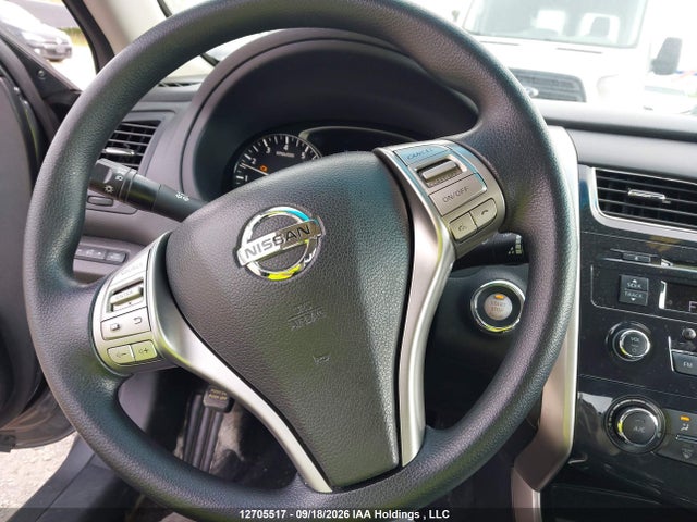 2015 Nissan Altima 2.5/2.5 S/2.5 Sl/2.5 Sv მანქანა იყიდება აუქციონზე, vin: 1N4AL3AP4FN403540, აუქციონის ნომერი: 12705517