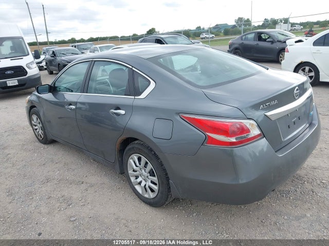 2015 Nissan Altima 2.5/2.5 S/2.5 Sl/2.5 Sv მანქანა იყიდება აუქციონზე, vin: 1N4AL3AP4FN403540, აუქციონის ნომერი: 12705517
