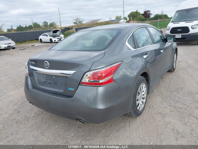 2015 Nissan Altima 2.5/2.5 S/2.5 Sl/2.5 Sv მანქანა იყიდება აუქციონზე, vin: 1N4AL3AP4FN403540, აუქციონის ნომერი: 12705517