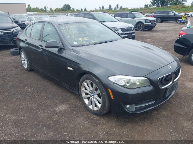 2011 Bmw 528i მანქანა იყიდება აუქციონზე, vin: WBAFR1C50BC736500, აუქციონის ნომერი: 12705524