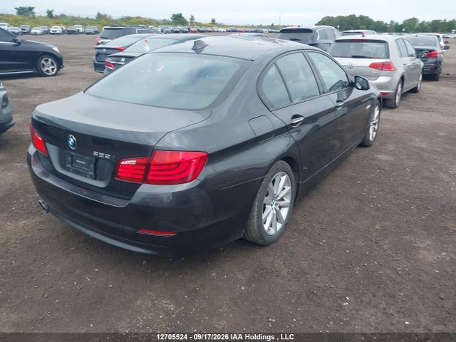 Продаж на аукціоні авто 2011 Bmw 528i, vin: WBAFR1C50BC736500, номер лоту: 12705524