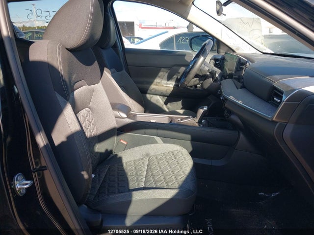 Nissan KICKS SV 2025 3N8AP6CAXSL301778 Image 5