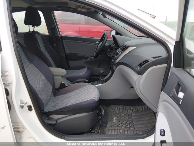 Продажа на аукционе авто 2017 Hyundai Accent Se, vin: KMHCT4AE3HU324128, номер лота: 12705572