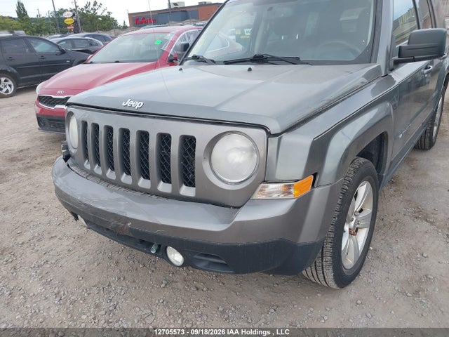 12705573 :رقم المزاد ، 1C4NJRAB8CD594227 vin ، 2012 Jeep Patriot مزاد بيع