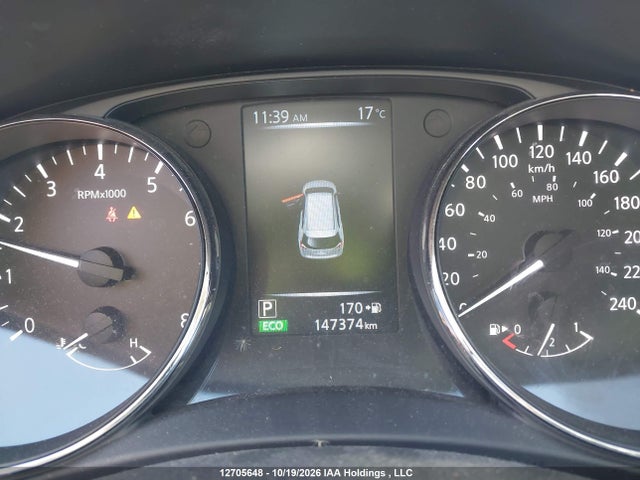 5N1AT2MV2HC775483 Nissan Rogue S/sl Platinum/sv