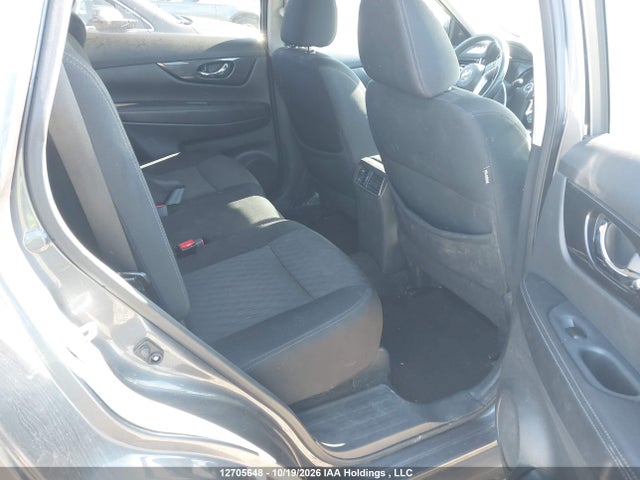 5N1AT2MV2HC775483 Nissan Rogue S/sl Platinum/sv