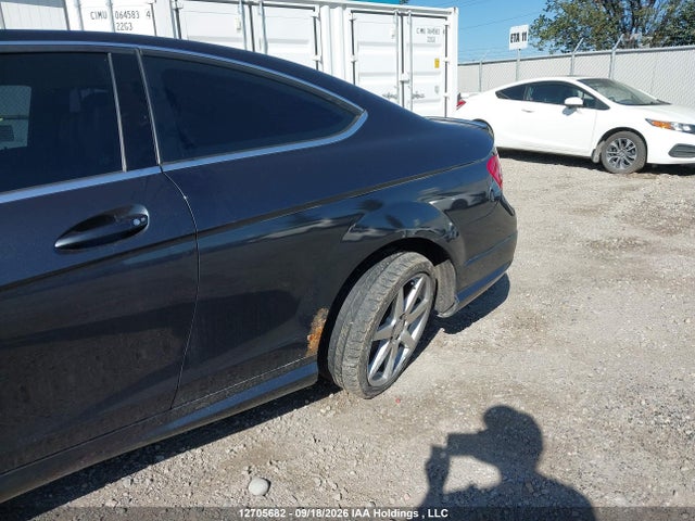12705682 :رقم المزاد ، WDDGJ8JB1DF945137 vin ، 2013 Mercedes-benz C 350 4matic مزاد بيع