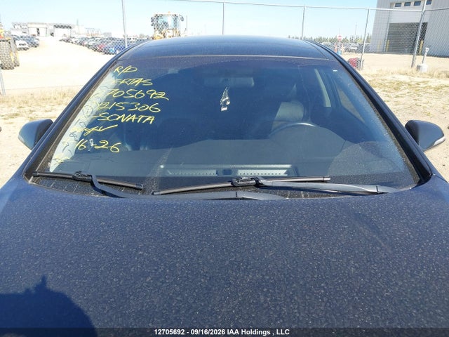 12705692 :رقم المزاد ، 5NPE34AF8FH215306 vin ، 2015 Hyundai Sonata Sport/limited مزاد بيع