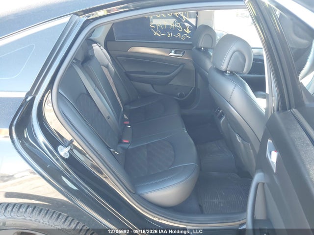 12705692 :رقم المزاد ، 5NPE34AF8FH215306 vin ، 2015 Hyundai Sonata Sport/limited مزاد بيع