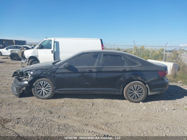 2020 Volkswagen Jetta Highline მანქანა იყიდება აუქციონზე, vin: 3VWEB7BU6LM067368, აუქციონის ნომერი: 12705709