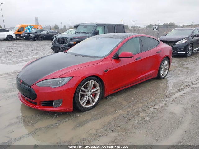Tesla Model S 85d 2015 5YJSA1H26FF095756 Image 2