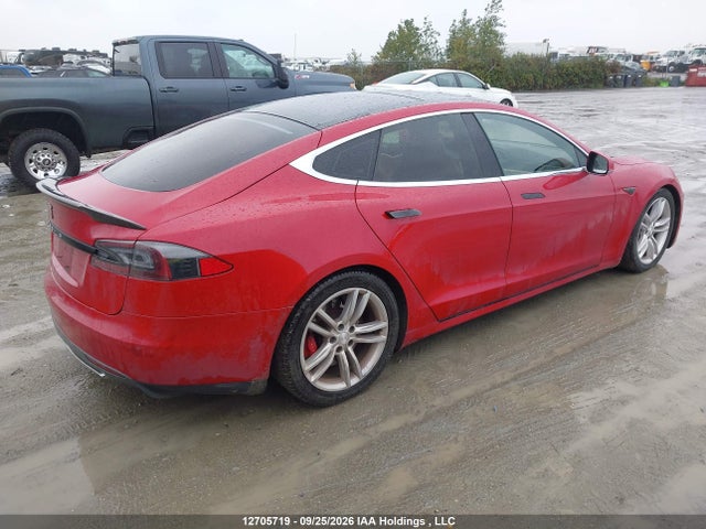 Tesla Model S 85d 2015 5YJSA1H26FF095756 Image 4