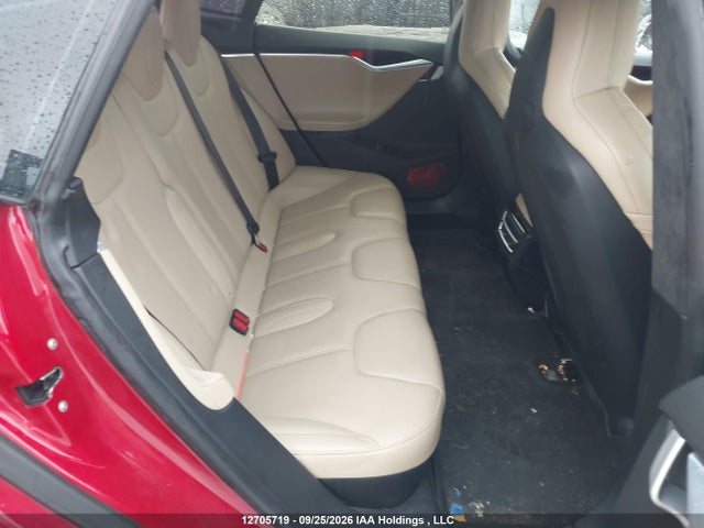 Tesla Model S 85d 2015 5YJSA1H26FF095756 Image 8