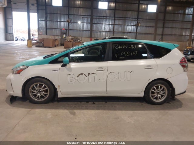 JTDZN3EUXHJ056751 Toyota PRIUS V