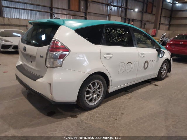 JTDZN3EUXHJ056751 Toyota PRIUS V
