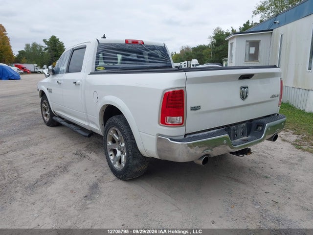 Продажа на аукционе авто 2018 Ram 1500 Laramie, vin: 1C6RR7VT1JS318442, номер лота: 12705795