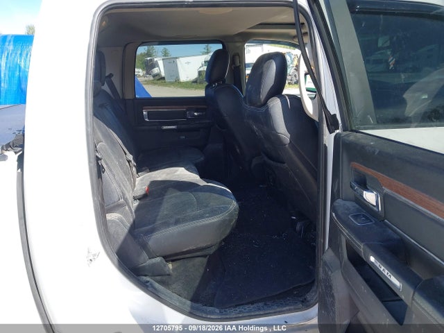 Продажа на аукционе авто 2018 Ram 1500 Laramie, vin: 1C6RR7VT1JS318442, номер лота: 12705795