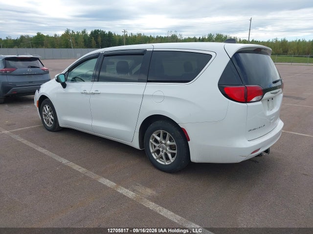 Chrysler Grand Caravan Sxt 2022 2C4RC1ZG5NR133693 Image 3