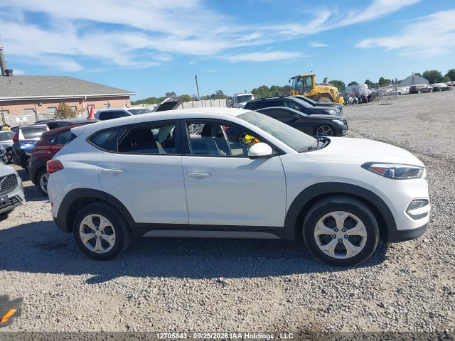 Aukcja sprzedaży 2018 Hyundai Tucson Base 2.0l, vin: KM8J2CA40JU716596, numer aukcji: 12705843