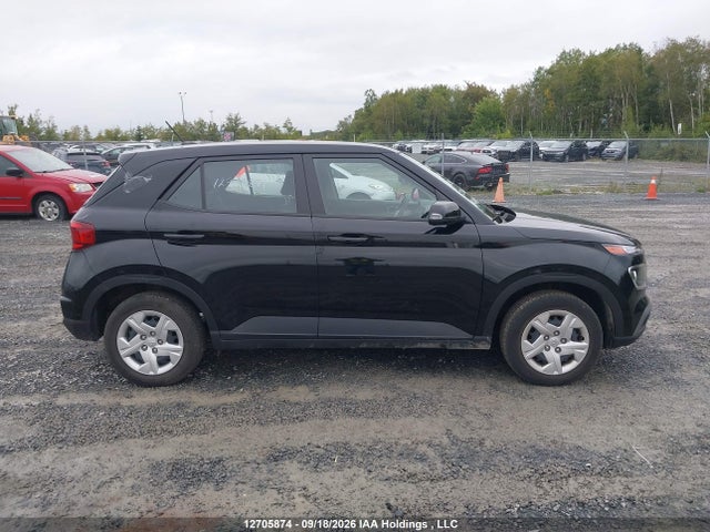 Hyundai Venue Essential 2023 KMHRB8A33PU252560 Image 14