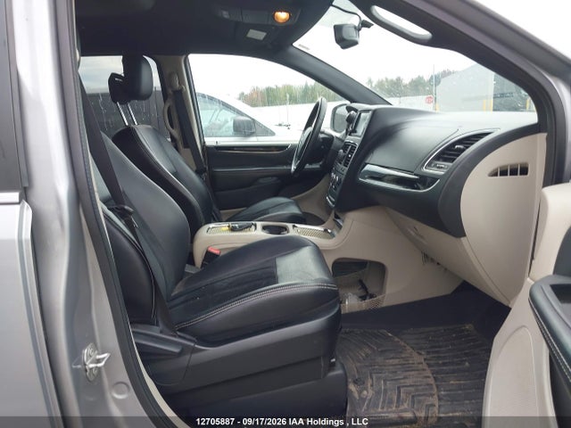 Продажа на аукционе авто 2016 Dodge Grand Caravan Se/sxt, vin: 2C4RDGBG6GR372733, номер лота: 12705887