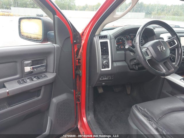 12705888 :رقم المزاد ، 1D7RV1CT2BS681800 vin ، 2011 Ram Ram 1500 Sport مزاد بيع