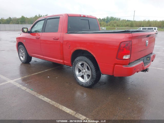 12705888 :رقم المزاد ، 1D7RV1CT2BS681800 vin ، 2011 Ram Ram 1500 Sport مزاد بيع