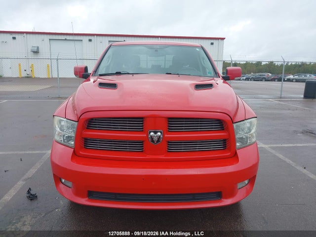 12705888 :رقم المزاد ، 1D7RV1CT2BS681800 vin ، 2011 Ram Ram 1500 Sport مزاد بيع