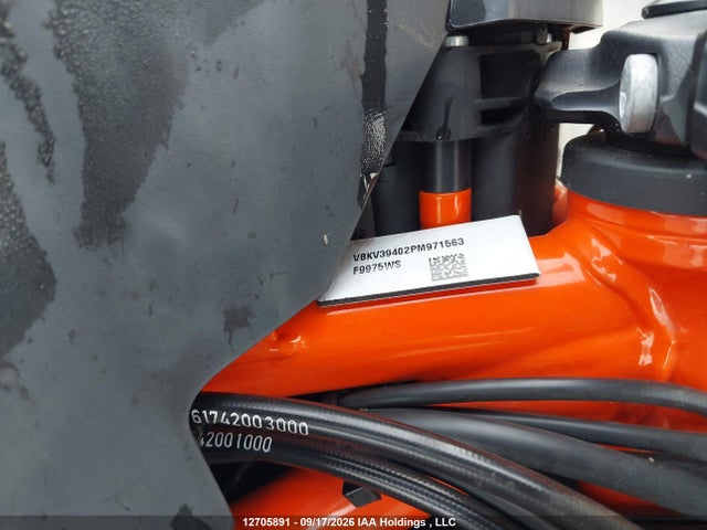 Продажа на аукционе авто 2023 Ktm 1290 Super Duke R, vin: VBKV39402PM971563, номер лота: 12705891