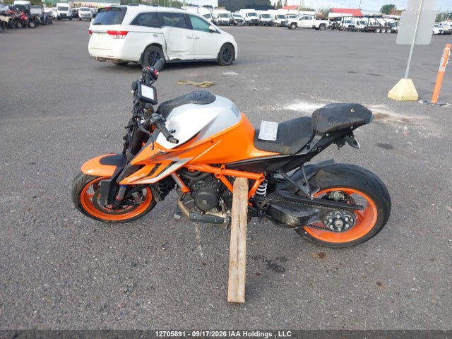 Продажа на аукционе авто 2023 Ktm 1290 Super Duke R, vin: VBKV39402PM971563, номер лота: 12705891