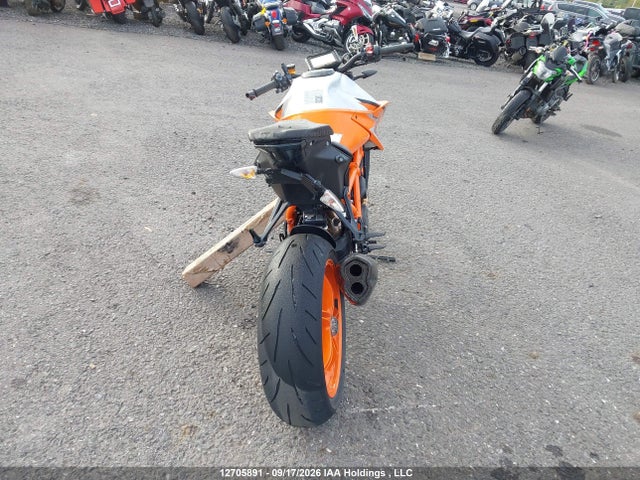 Продажа на аукционе авто 2023 Ktm 1290 Super Duke R, vin: VBKV39402PM971563, номер лота: 12705891