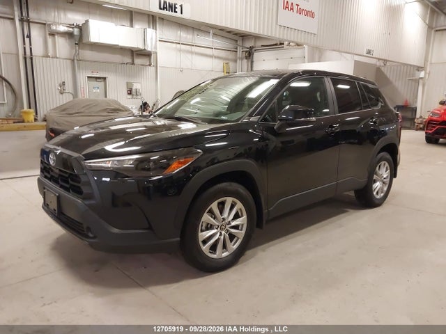 12705919 :رقم المزاد ، 7MUCAABG2TV197643 vin ، 2026 Toyota Corolla Cross Le Awd مزاد بيع