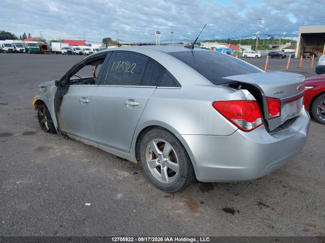 Chevrolet Cruze 2014 1G1PC5SB6E7128963 Image 3