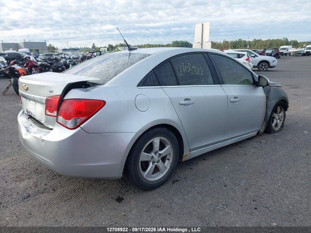Chevrolet Cruze 2014 1G1PC5SB6E7128963 Image 4