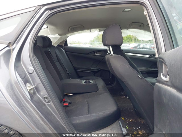 2HGFC2F51KH010598 Honda Civic Lx
