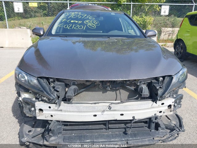 4T1B21HK3RU021201 Toyota Camry Hybrid Se