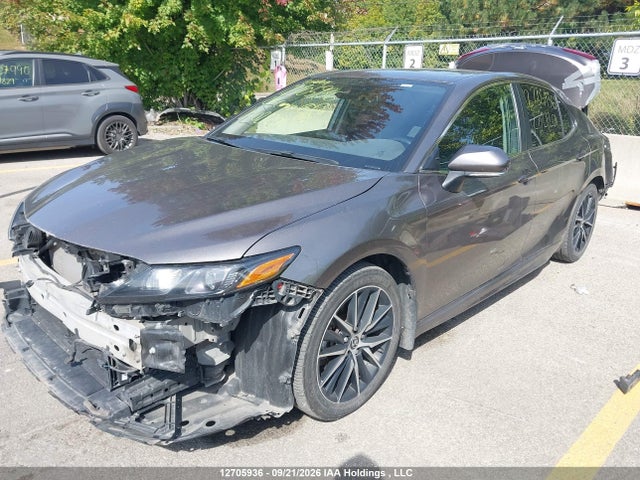 4T1B21HK3RU021201 Toyota Camry Hybrid Se