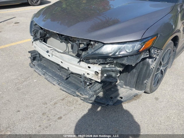 4T1B21HK3RU021201 Toyota Camry Hybrid Se
