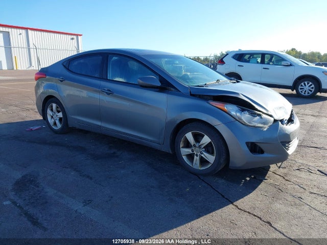 12705938 :رقم المزاد ، 5NPDH4AE4DH188901 vin ، 2013 Hyundai Elantra Gls مزاد بيع