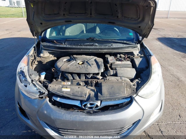 12705938 :رقم المزاد ، 5NPDH4AE4DH188901 vin ، 2013 Hyundai Elantra Gls مزاد بيع