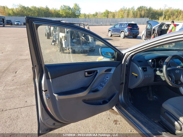 12705938 :رقم المزاد ، 5NPDH4AE4DH188901 vin ، 2013 Hyundai Elantra Gls مزاد بيع