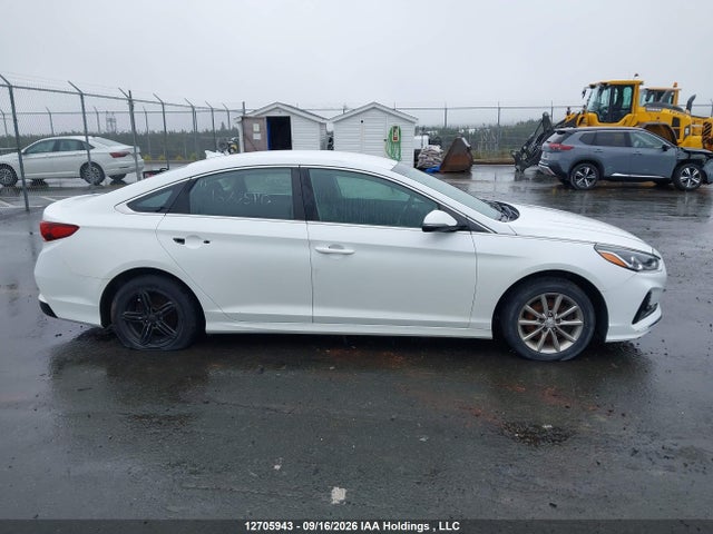 Hyundai SONATA SE 2019 5NPE24AF0KH793851 Image 12
