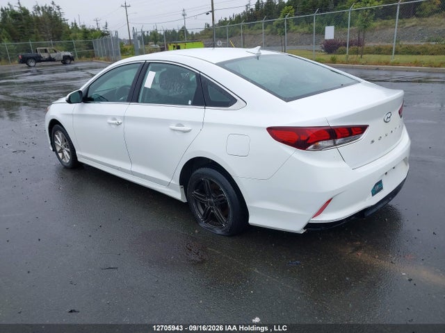 Hyundai SONATA SE 2019 5NPE24AF0KH793851 Image 3