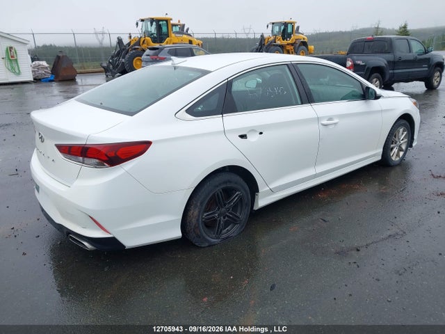 Hyundai SONATA SE 2019 5NPE24AF0KH793851 Image 4