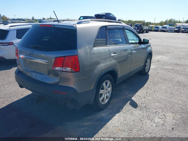 Aukcja sprzedaży 2011 Kia Sorento Lx, vin: 5XYKTCA13BG081209, numer aukcji: 12705944