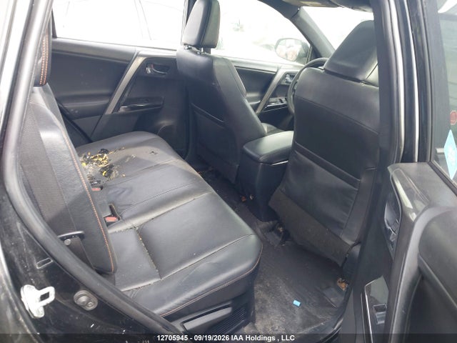 Toyota RAV4 2018 JTMJJREV6JD252162 Image 8