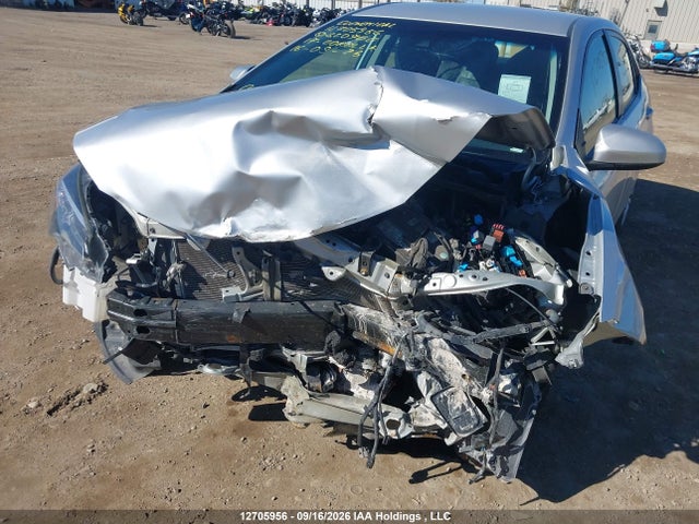2T1BURHE2HC820700 Toyota Corolla