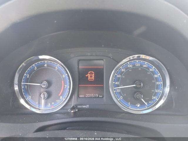 2T1BURHE2HC820700 Toyota Corolla